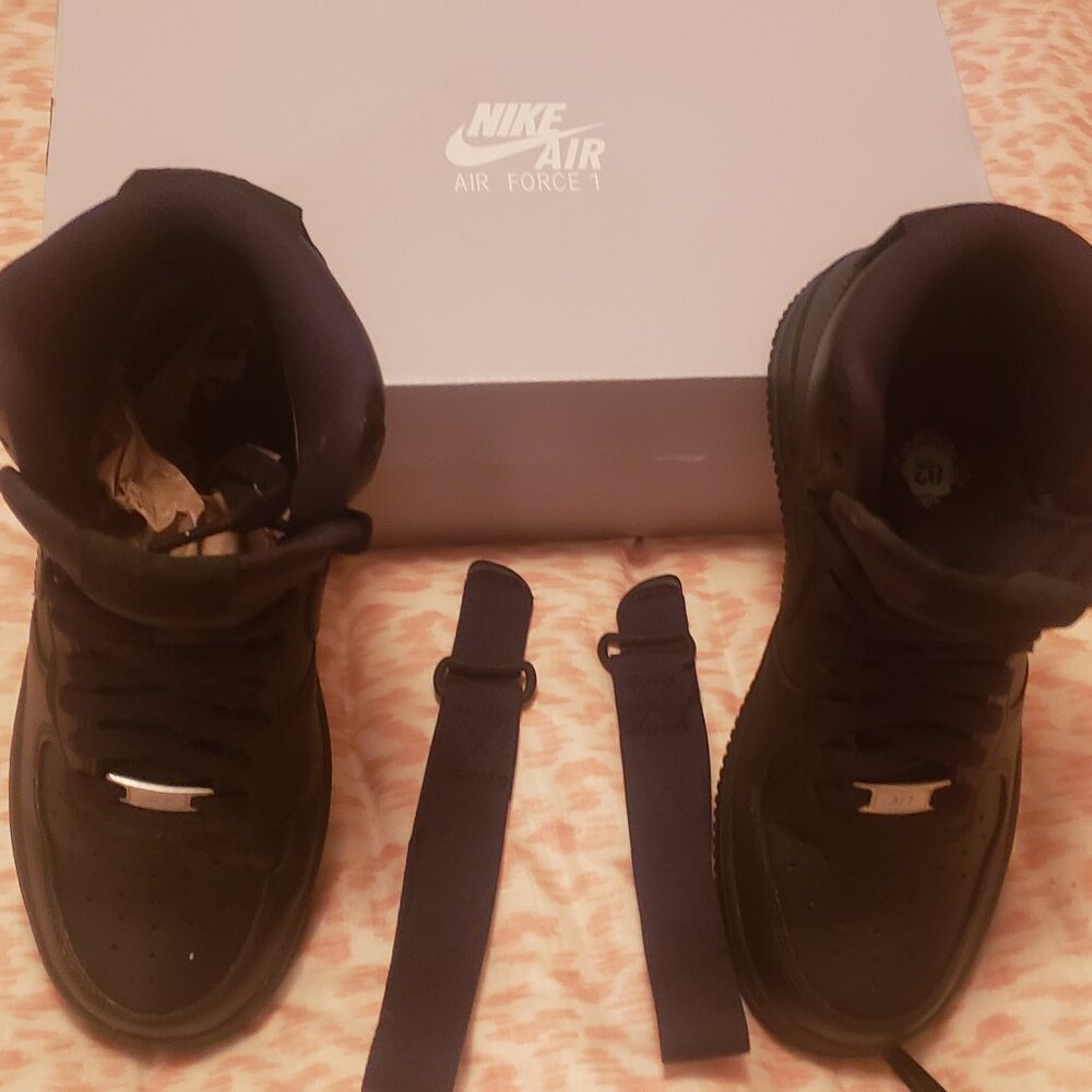 Air Force 1 to sell